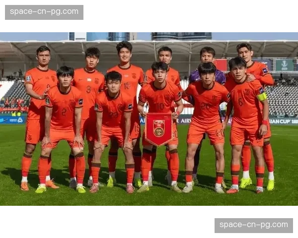 战术板：阿森纳对阵维拉，厄德高与蒂莱曼斯的中场“逼抢与摆脱”对决成看点